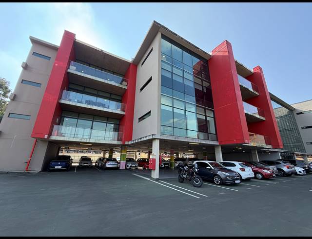 5,299.90M² OFFICE FOR SALE IN DUNKELD WEST